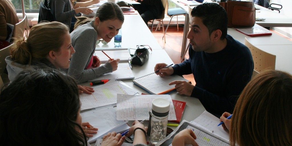 Menschen auf der Flucht – die FH JOANNEUM hilft