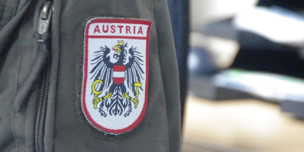 Zwischen Beton und Stacheldraht: Kommunikation beim Militär