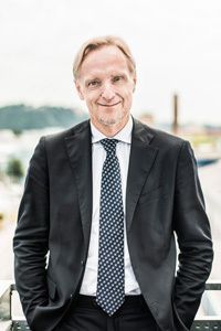 Günter Riegler wurde für weitere fünf Jahre als kaufmännischer Geschäftsführer der FH JOANNEUM bestellt. 