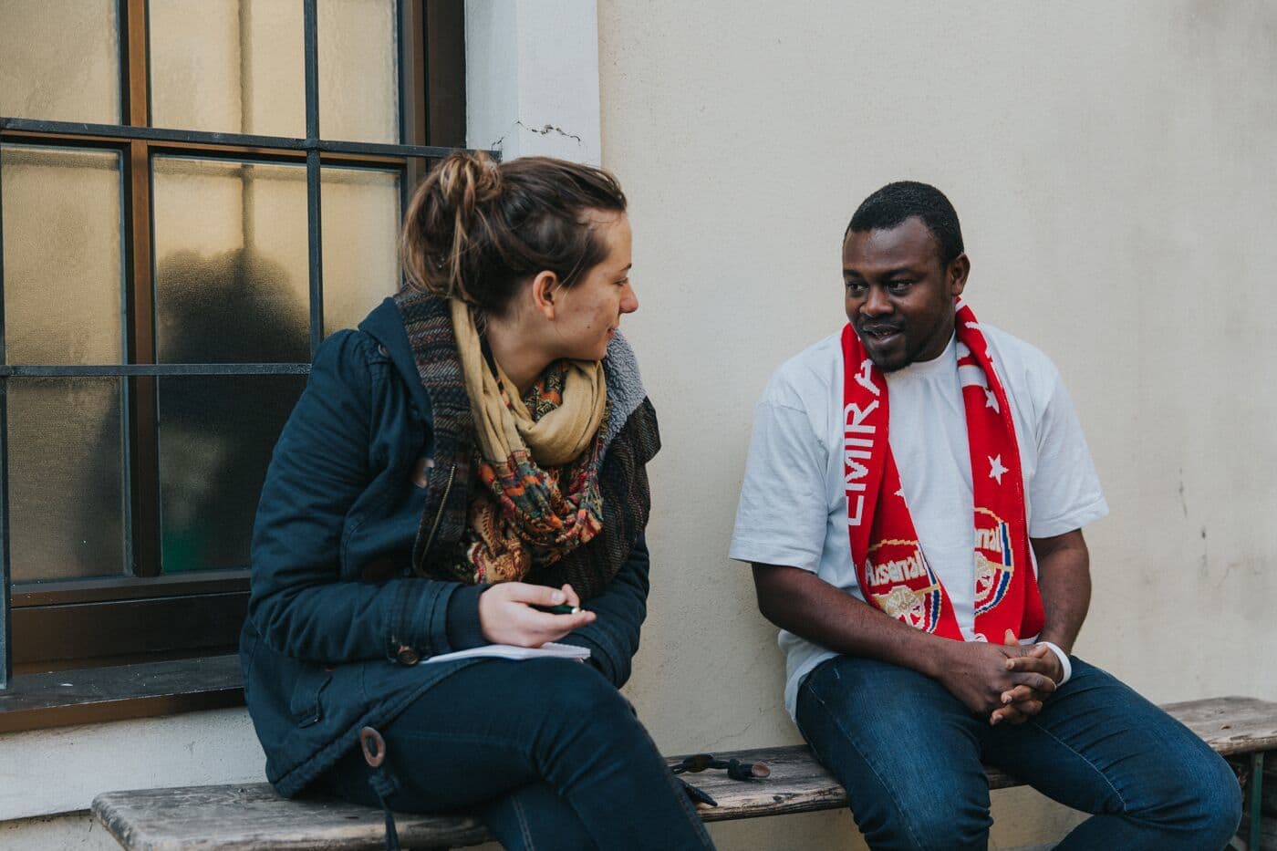 In langen Gesprächen sammelten die Studierenden Stoff für ihre Texte. (Foto: Bianca Gyulai) In langen Gesprächen sammelten die Studierenden Stoff für ihre Texte.