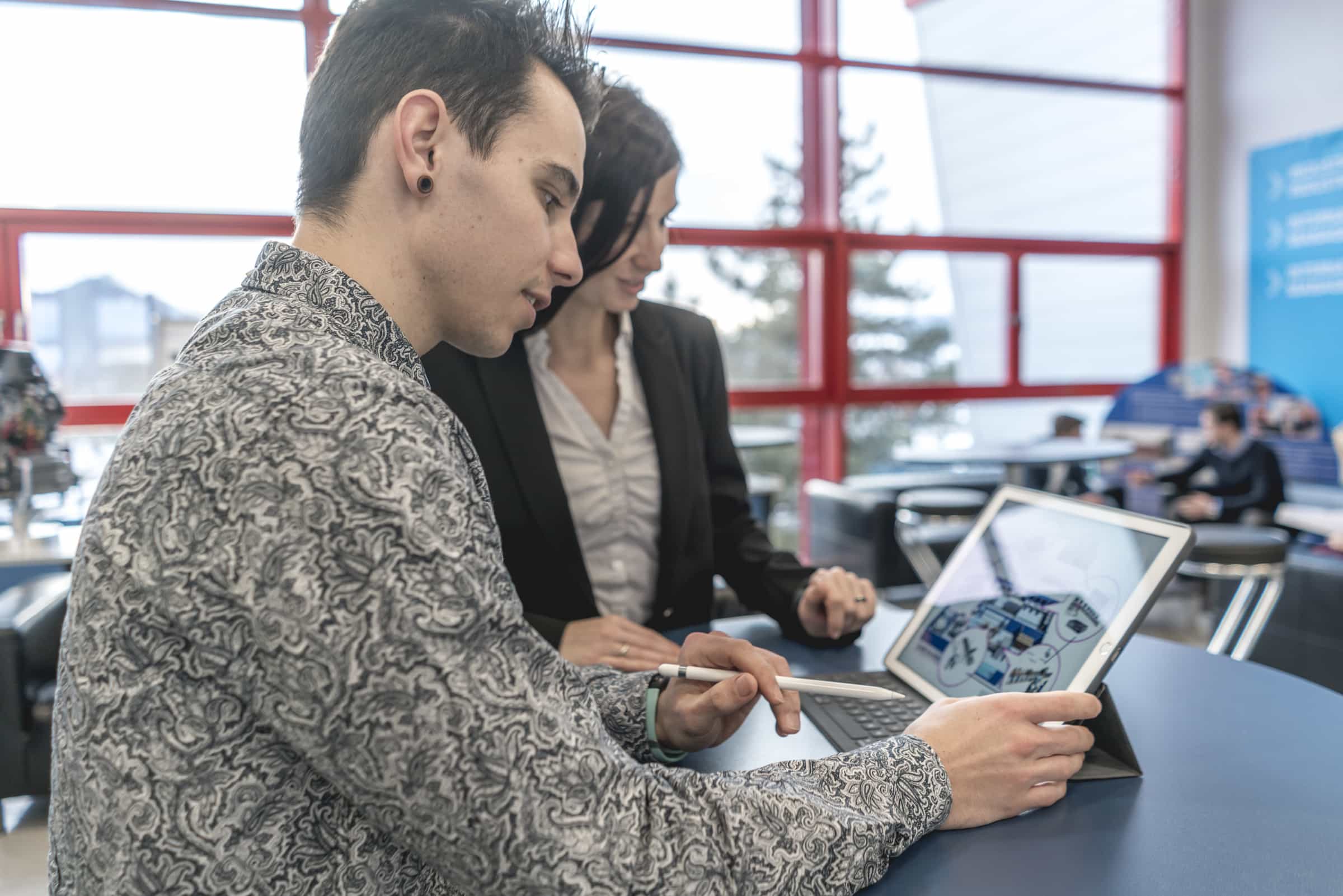 Ein neuer Lehrgang für Einkaufs-Managerinnen und -Manager startet an der FH JOANNEUM. © FH JOANNEUM, Michael Rizzi