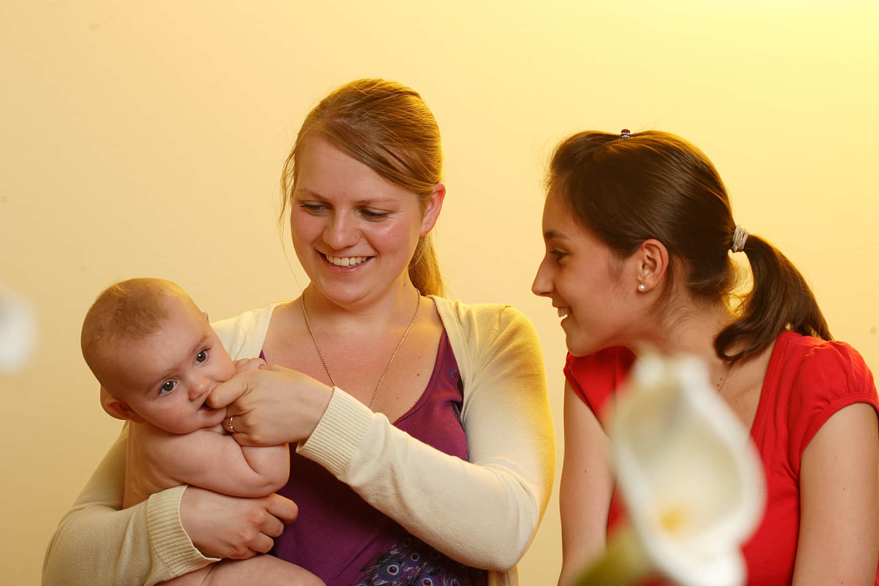 Babyschreien, Körper und Bindung-Emotionelle Erste Hilfe (EEH) und Bindungsförderung