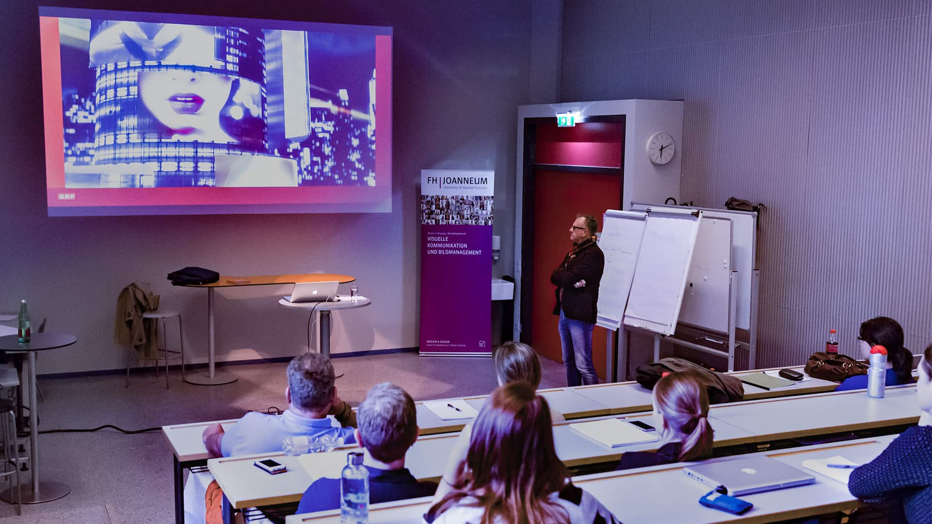 Master-Lehrgang "Visuelle Kommunikation und Bildmanagement" startet erfolgreich