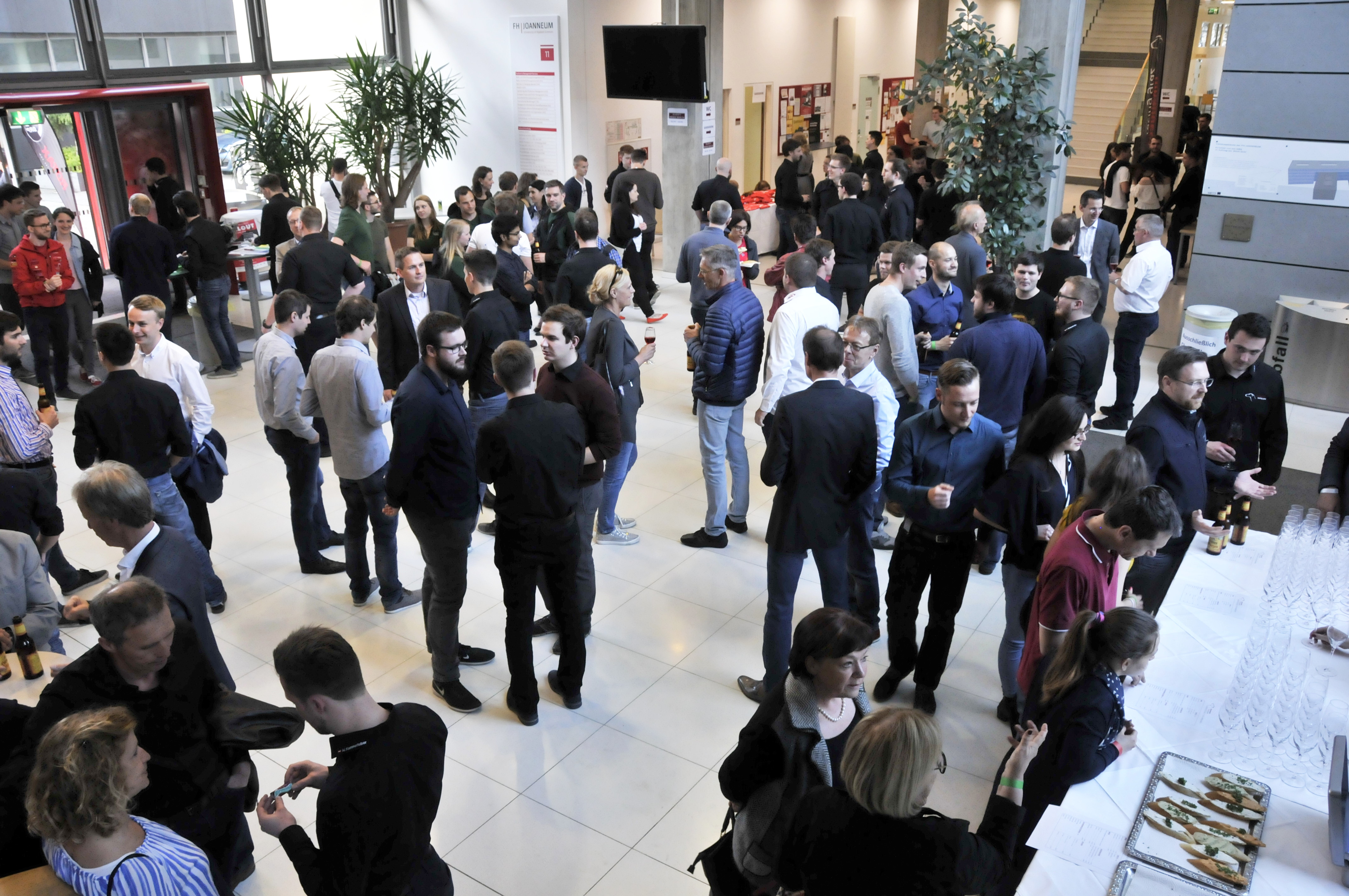 15 Jahre joanneum racing graz: Präsentation des neuen Rennwagens 3