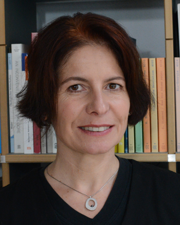 Porträtfoto von Dipl.-Designerin Ursula Tischner, B.Sc., M.F.A