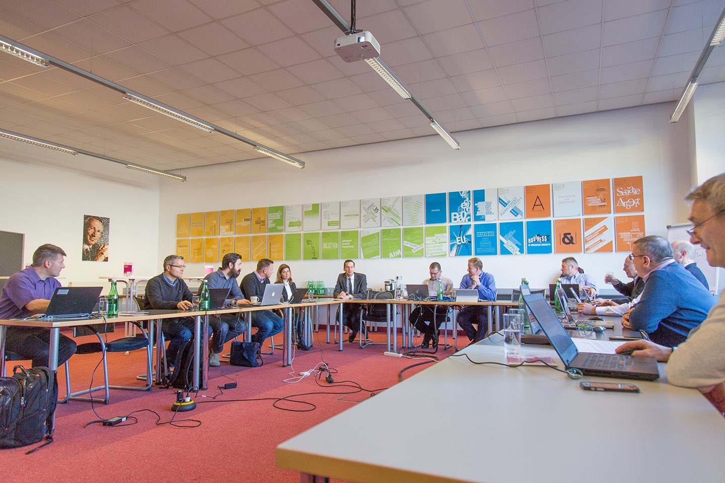 Internationales Normenmeeting an der FH JOANNEUM