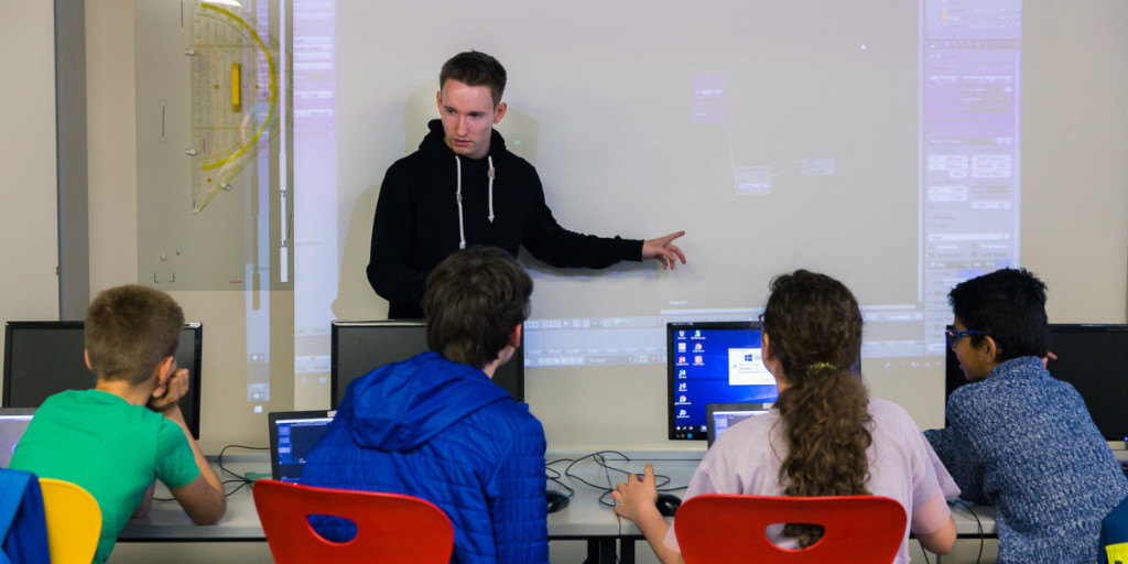 Von Unity bis Blender: Programmieren und Robotik für Schulkinder