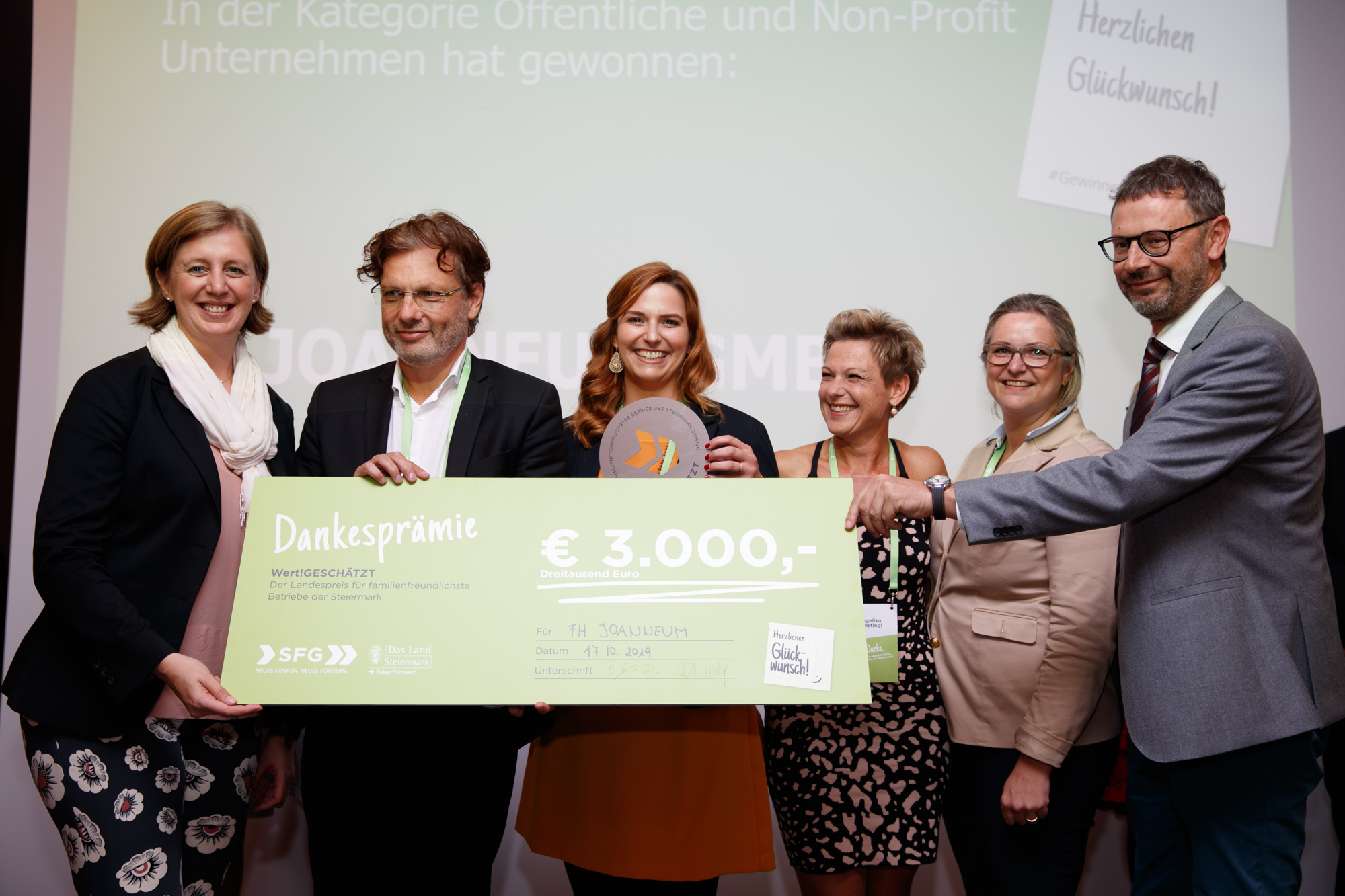 FH JOANNEUM gewinnt Landespreis für Familienfreundlichkeit