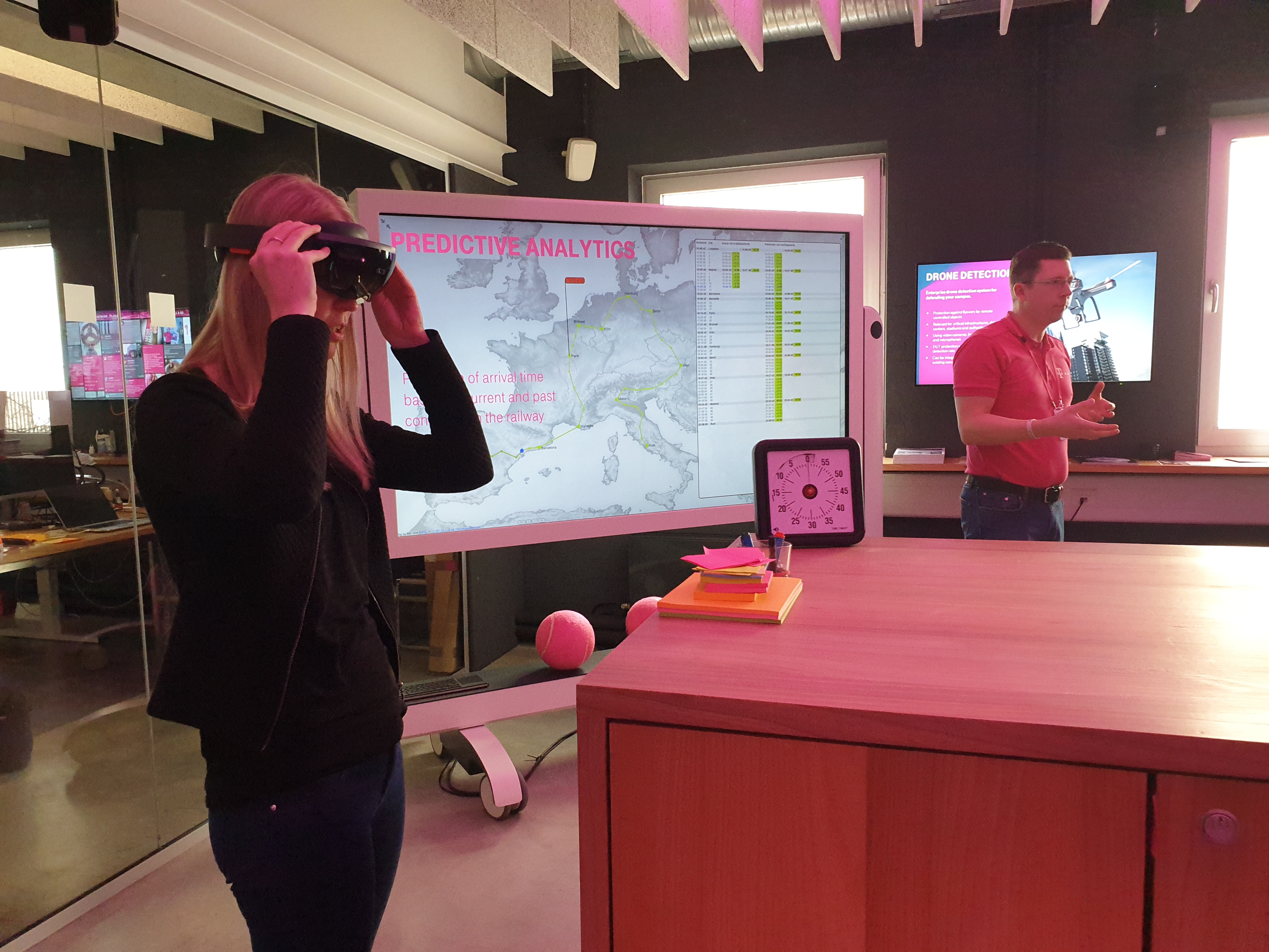 Informationsmanagement: Masterstudierende besuchen T-Systems und Nokia Networks in München
