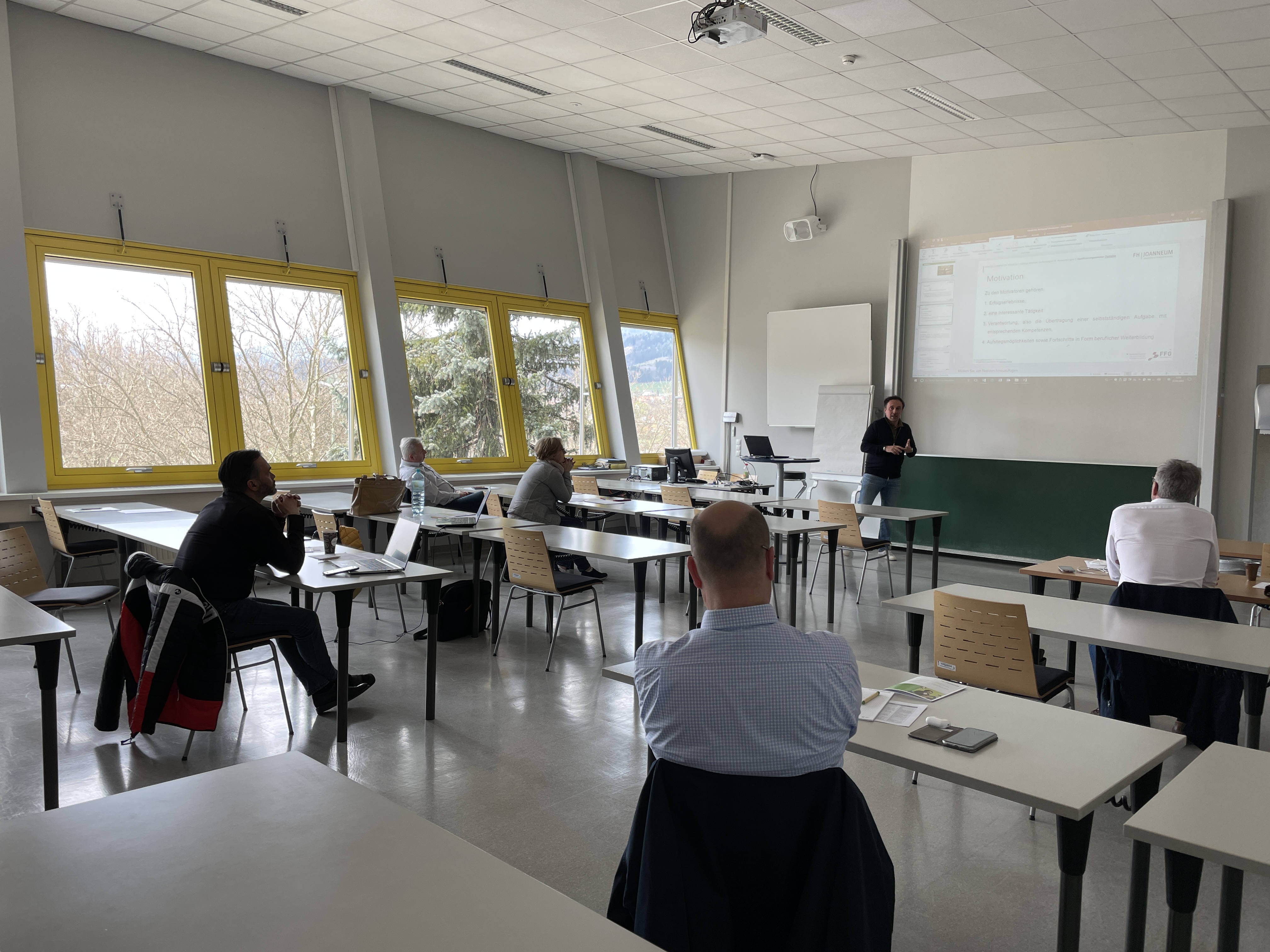 Qualifizierung in der Digitalisierung – Wir unterstützen Kleine und mittlere Unternehmen! 1