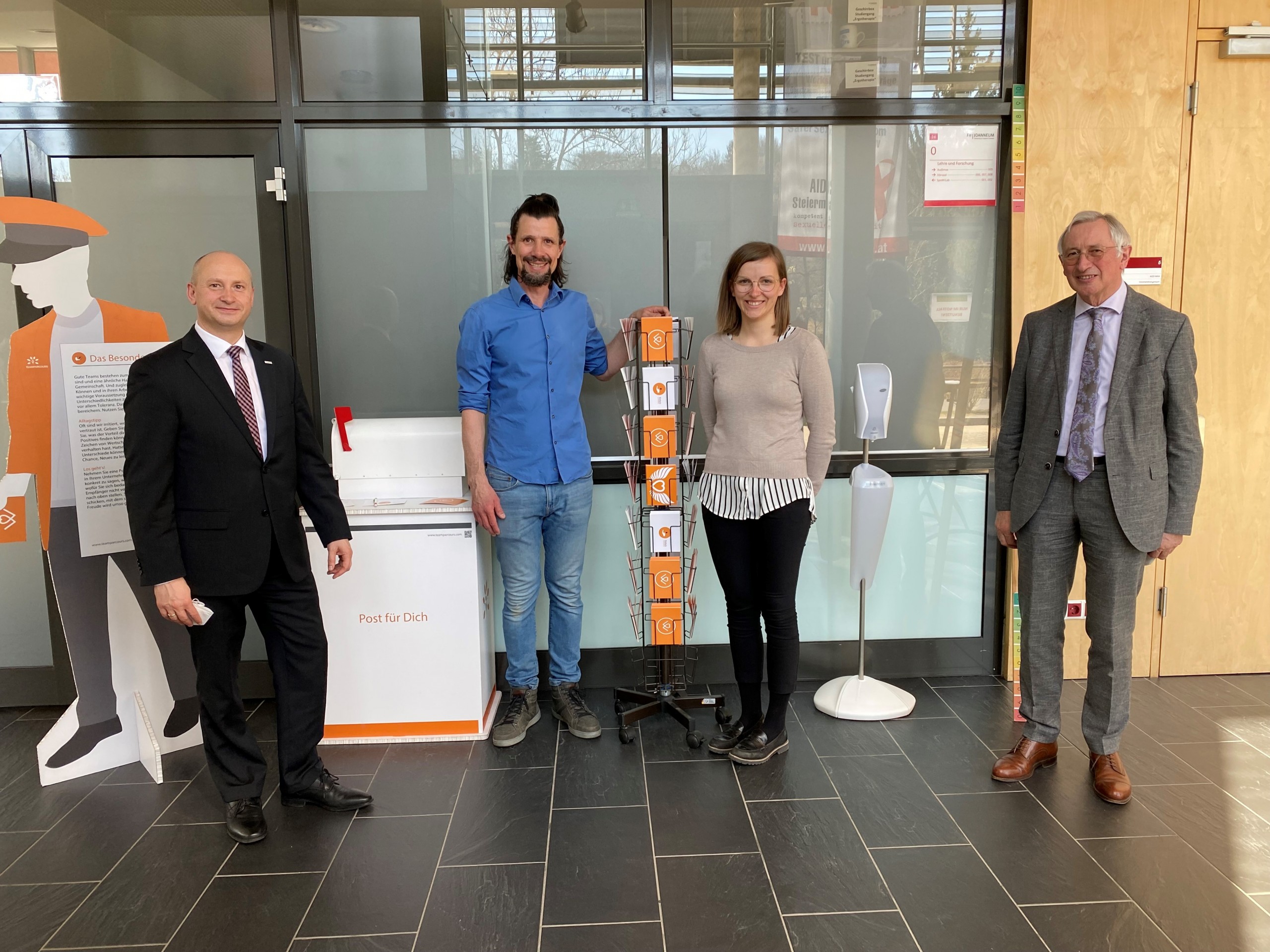 Von links: Gerald Lackner, Florian Simon ) Christina Neumeister und Karl Peter Pfeiffer
