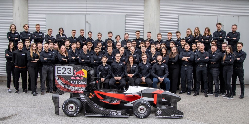 Boxenstopp bei Joanneum Racing Graz #37: Das Rollout des JR23