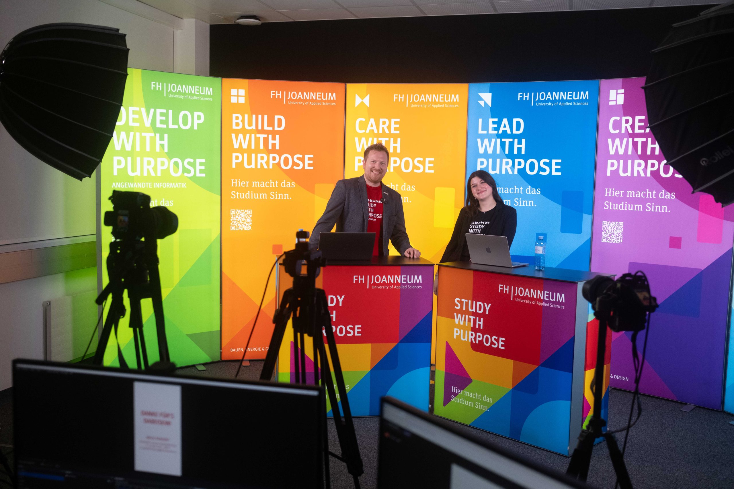 Informieren Sie sich beim virtuellen Infotag von zuhause aus über Ihr Wunsch-Studium