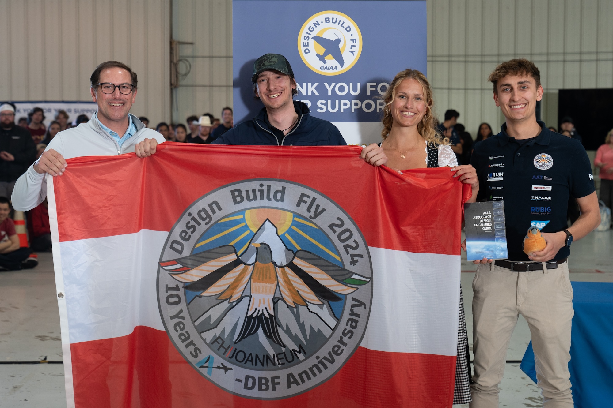 Die Teamleader von joanneum Aeronautics bei der Preisverleihung