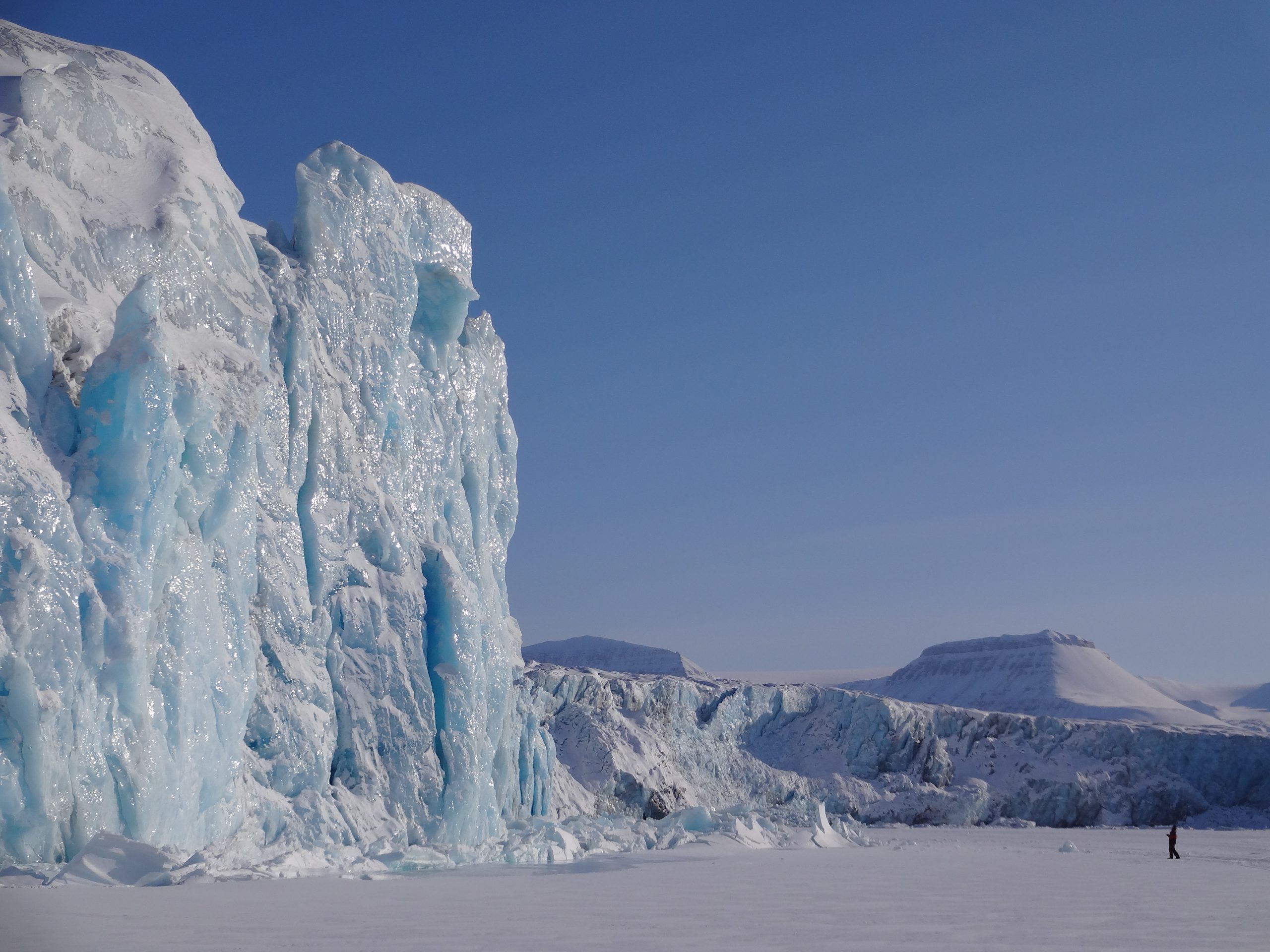 Das FHJ Arctic Expedition Team führt Forschungen in Grönland durch