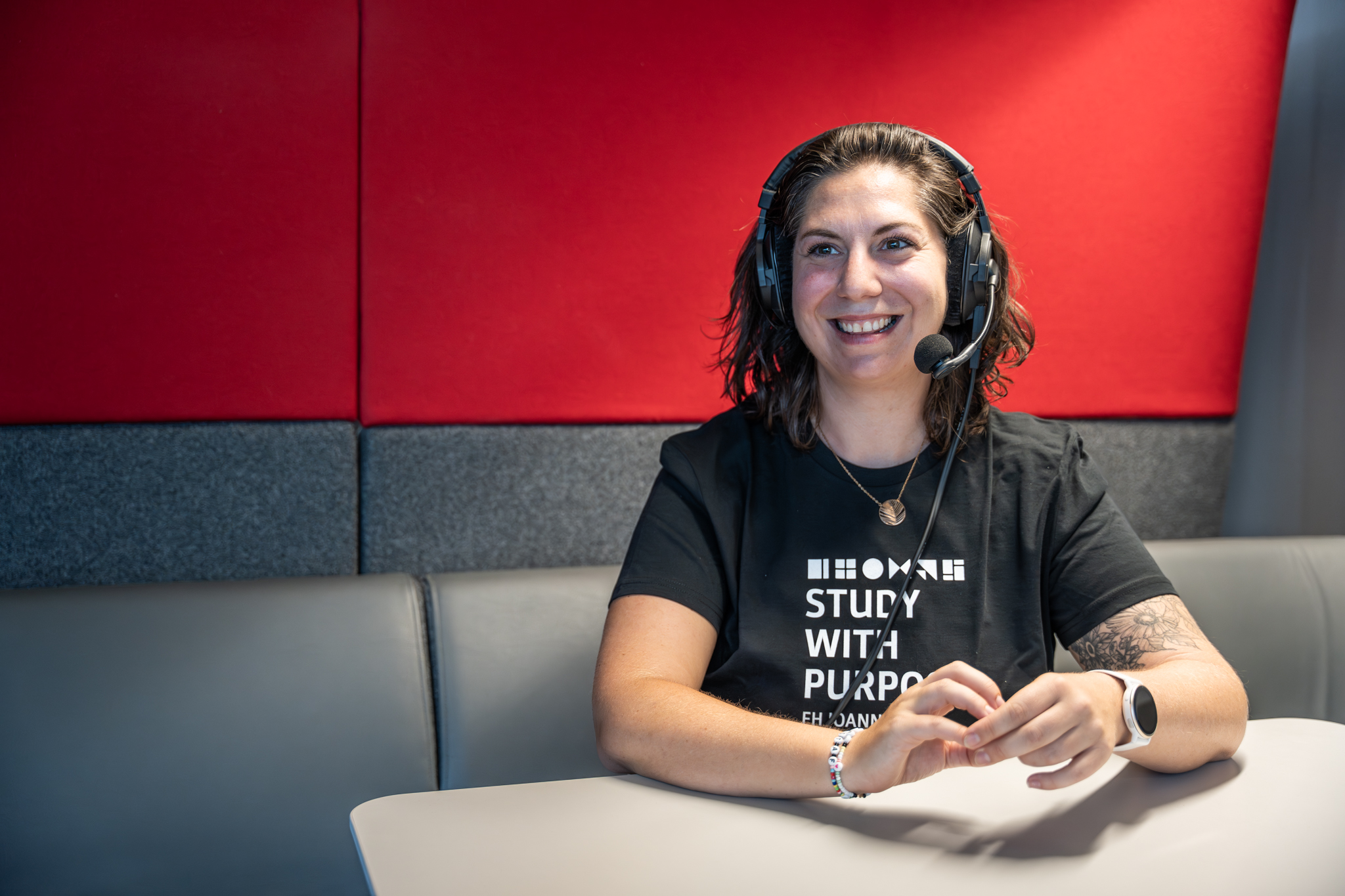 Anna Drusko ist Moderatorin des Alumnipodcasts