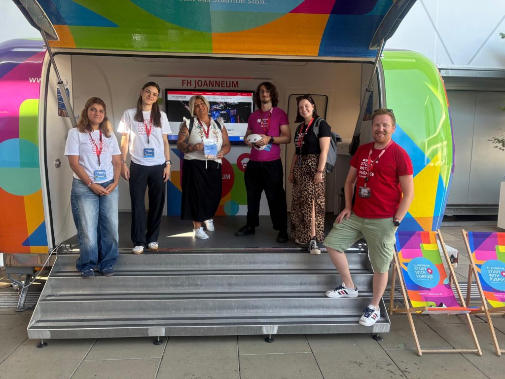 Die Zukunft des E-Sports studieren – ein Institut auf Tour