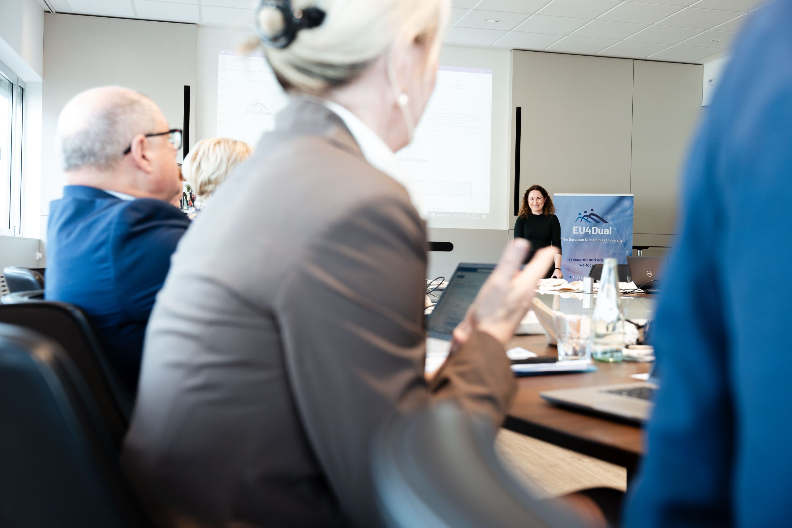 Erfahren Sie mehr über die Angebote von EU4Dual für Unternehmen