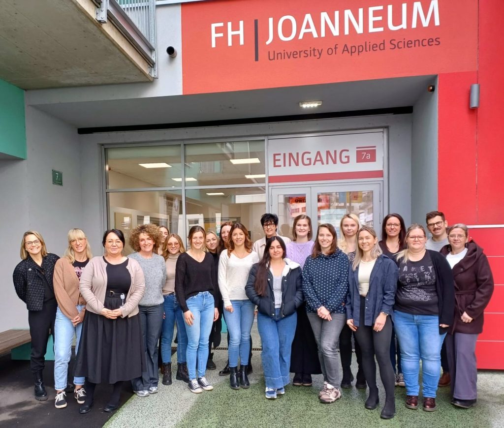 Start des Hochschullehrgangs Kinder- und Jugendlichenpflege