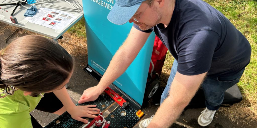 Science@School beim Sommerfest des BG Dreihackengasse
