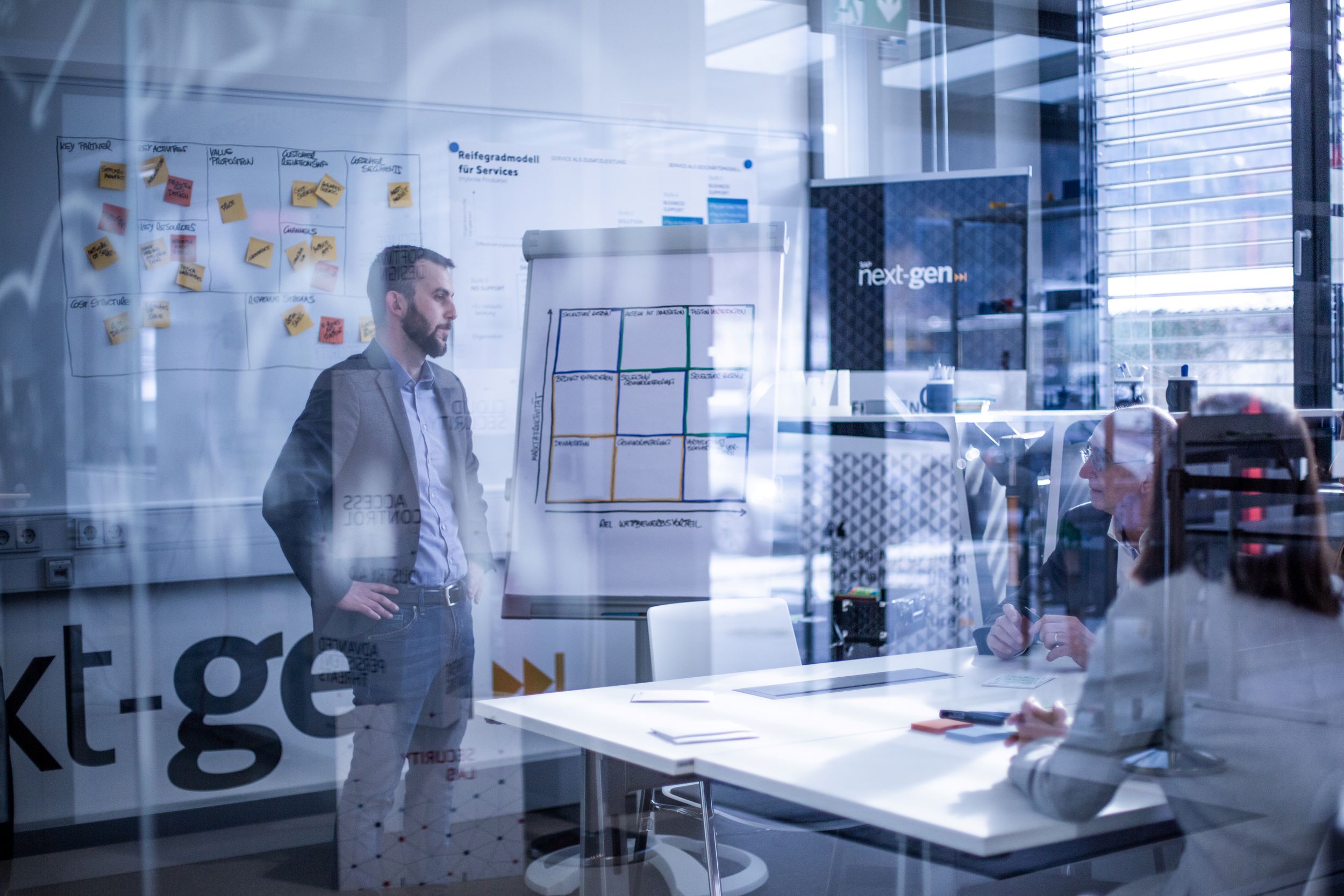 Werden Sie zu Expert:innen rund um Themen wie Digitalisierung und Industrie 4.0