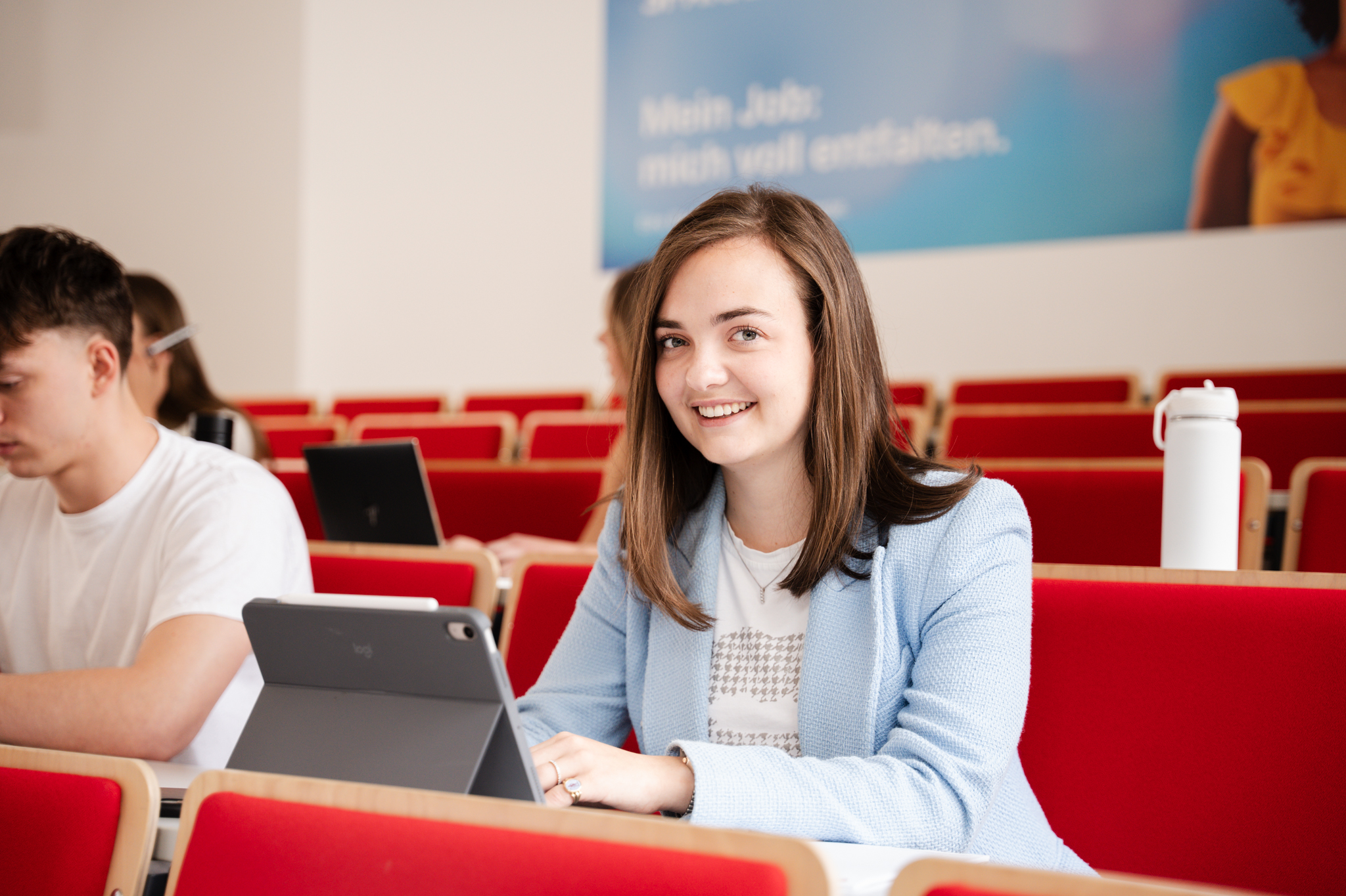 Im berufsbegleitenden Masterlehrgang Versicherungsmanagement der FH JOANNEUM erlangen Sie Management- und Versicherungskompetenzen 