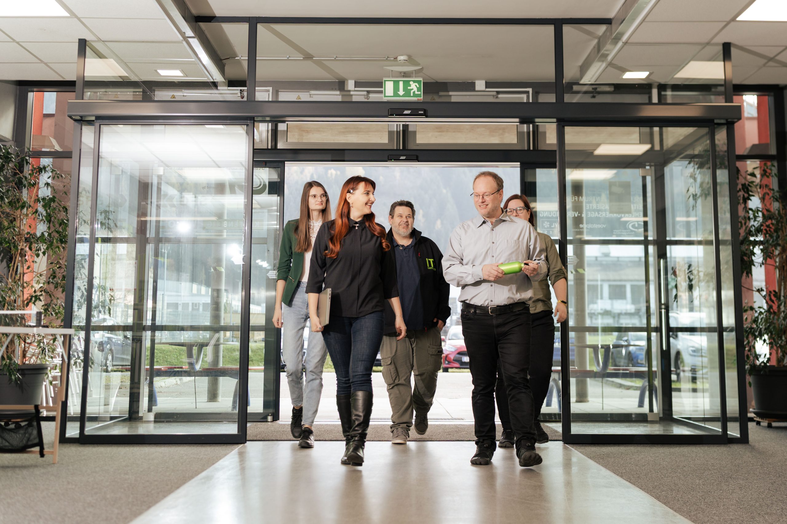 Das berufsbegleitende Bachelorstudium Informatik bietet zahlreiche Karrierechancen, wie Software Developer, Full Stack Developer, Web Developer, Cloud Engineer, IT System Administrator, DevOps Engineer oder Mobile App Developer