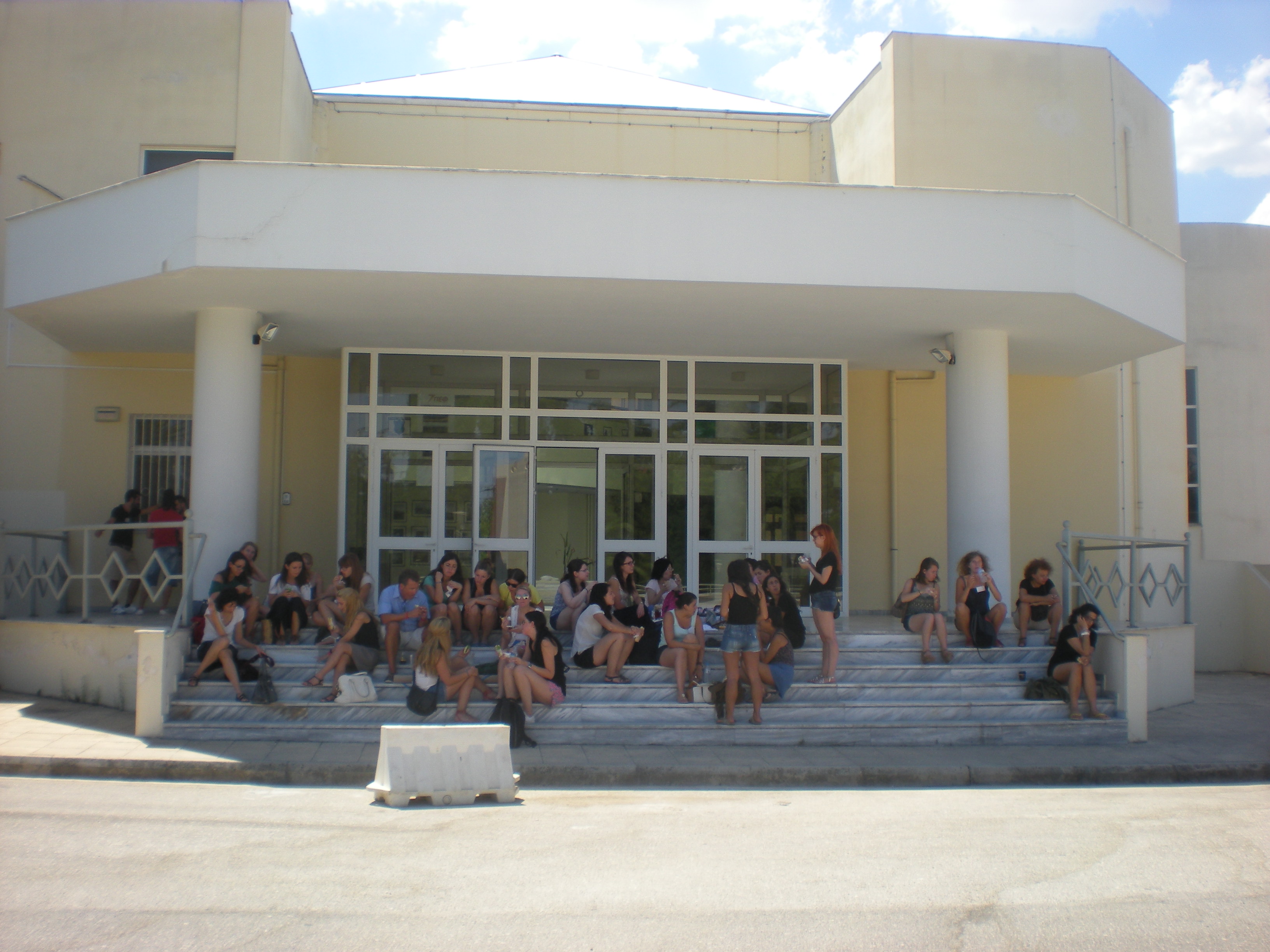 Speech and Language Therapy Summer School (SLT) 2013
