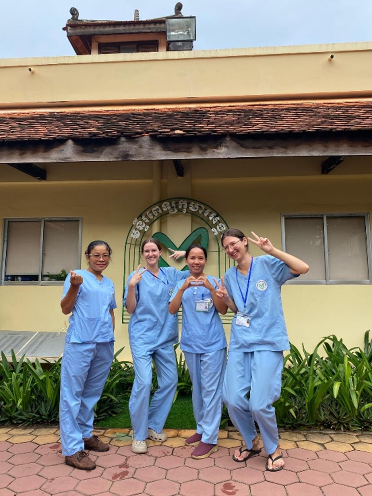 Veronika und Laura konnten während ihres Graduiertenpraktikums nach dem Studium Physiotherapie an der FH JOANNEUM nicht nur ihren Horizont erweitern, sondern auch internationale Freundschaften schließen