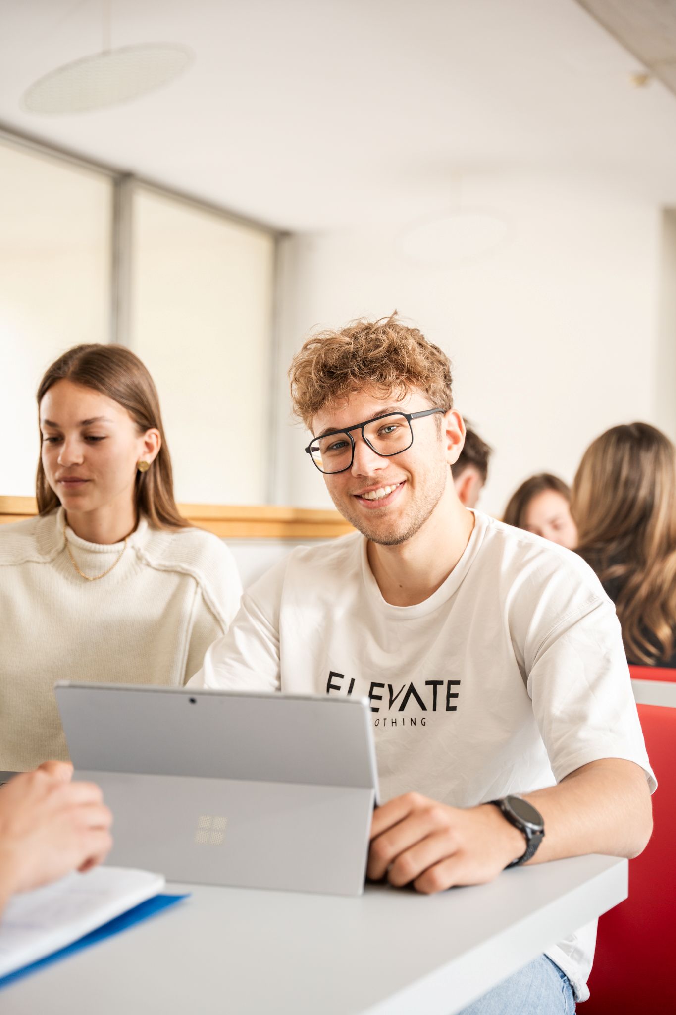 Erfahren Sie mehr zum Schwerpunkt Finanzwirtschaft im Studium Bank-, Versicherungs- und Finanzwirtschaft